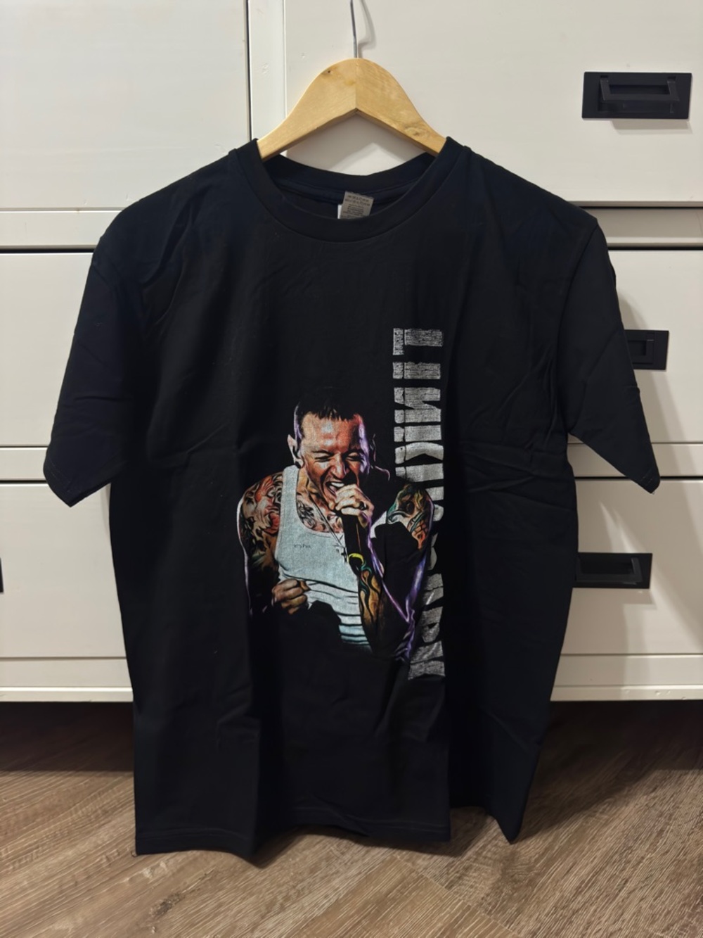 Linkin Park - Chest Bennington Band Tee - Black